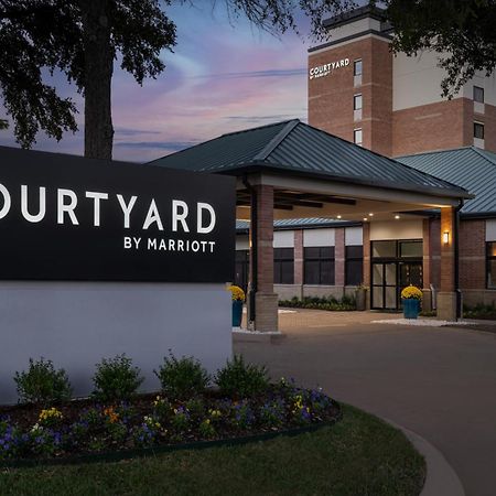 Courtyard Dallas Addison Quorum Drive Hotel Exterior foto